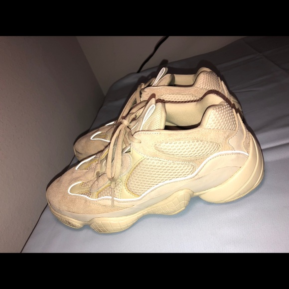 500 supermoon yellow